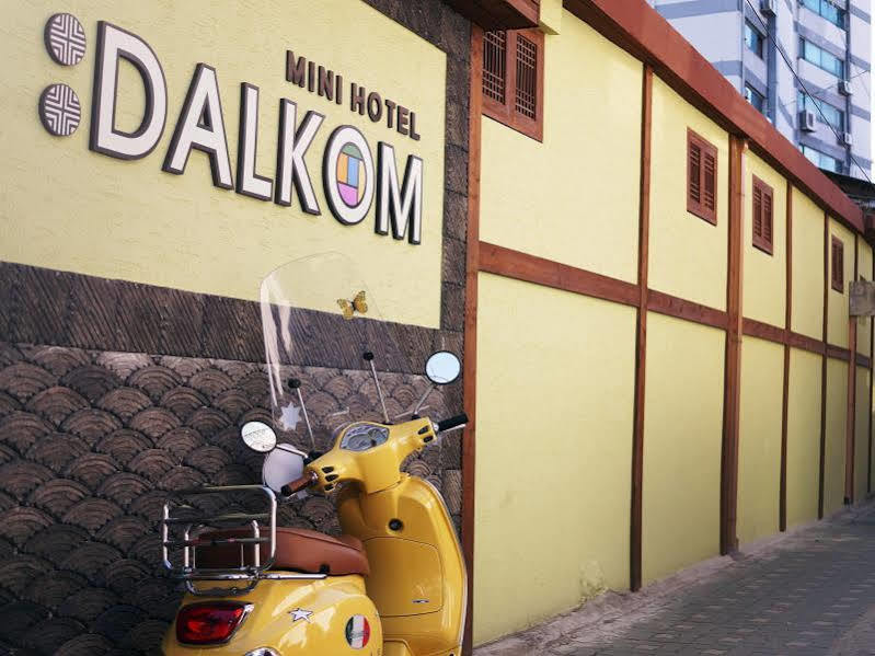 Mini Hotel Dalkom In Dongdaemun Seúl Exterior foto