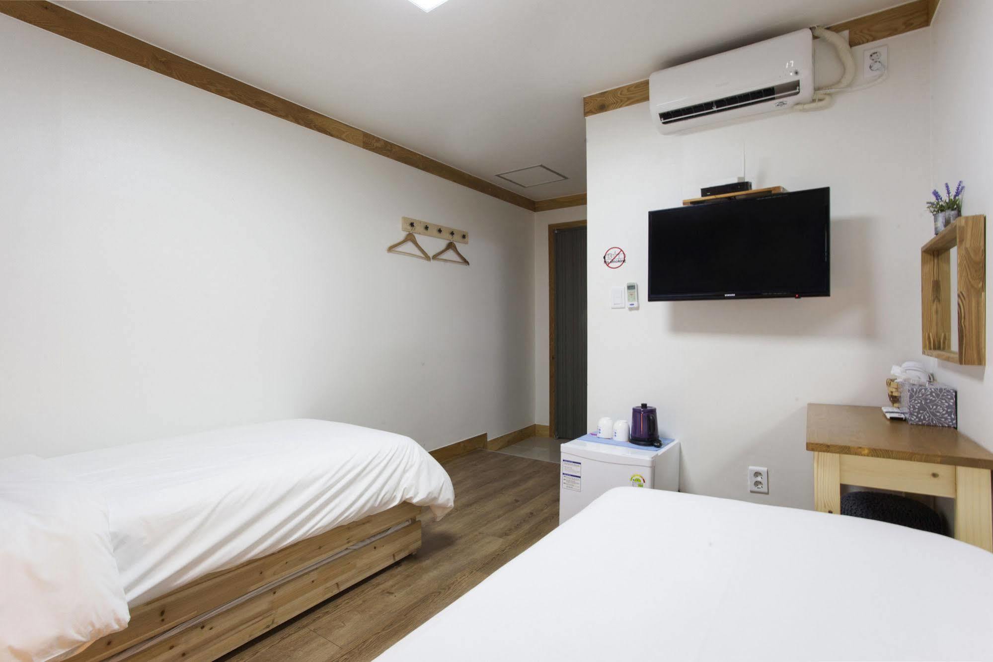 Mini Hotel Dalkom In Dongdaemun Seúl Exterior foto