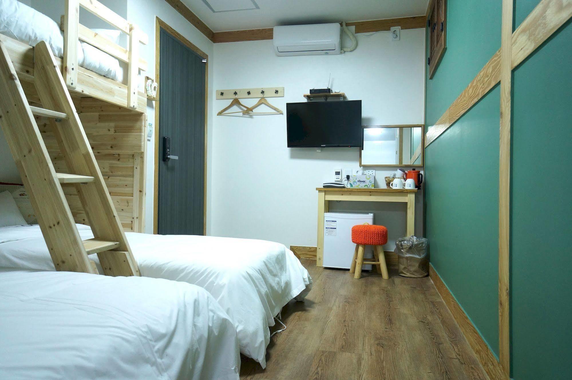 Mini Hotel Dalkom In Dongdaemun Seúl Exterior foto